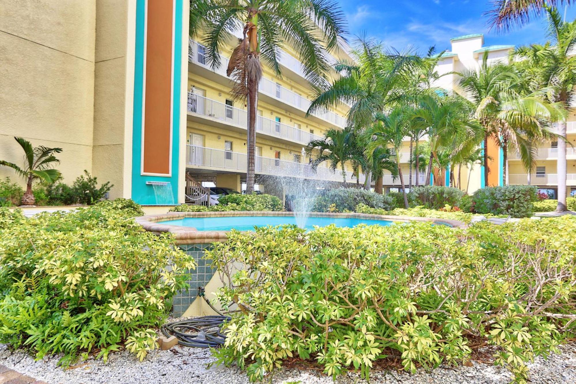 Sunset Vistas 211N Villa St. Pete Beach Exterior photo